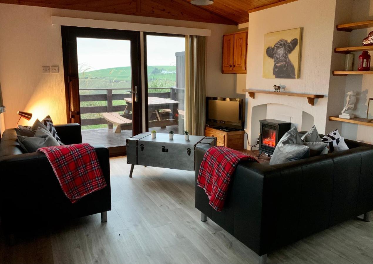 Lodge Cabin With Fabulous Views - Farm Holiday 斯特兰拉尔 外观 照片