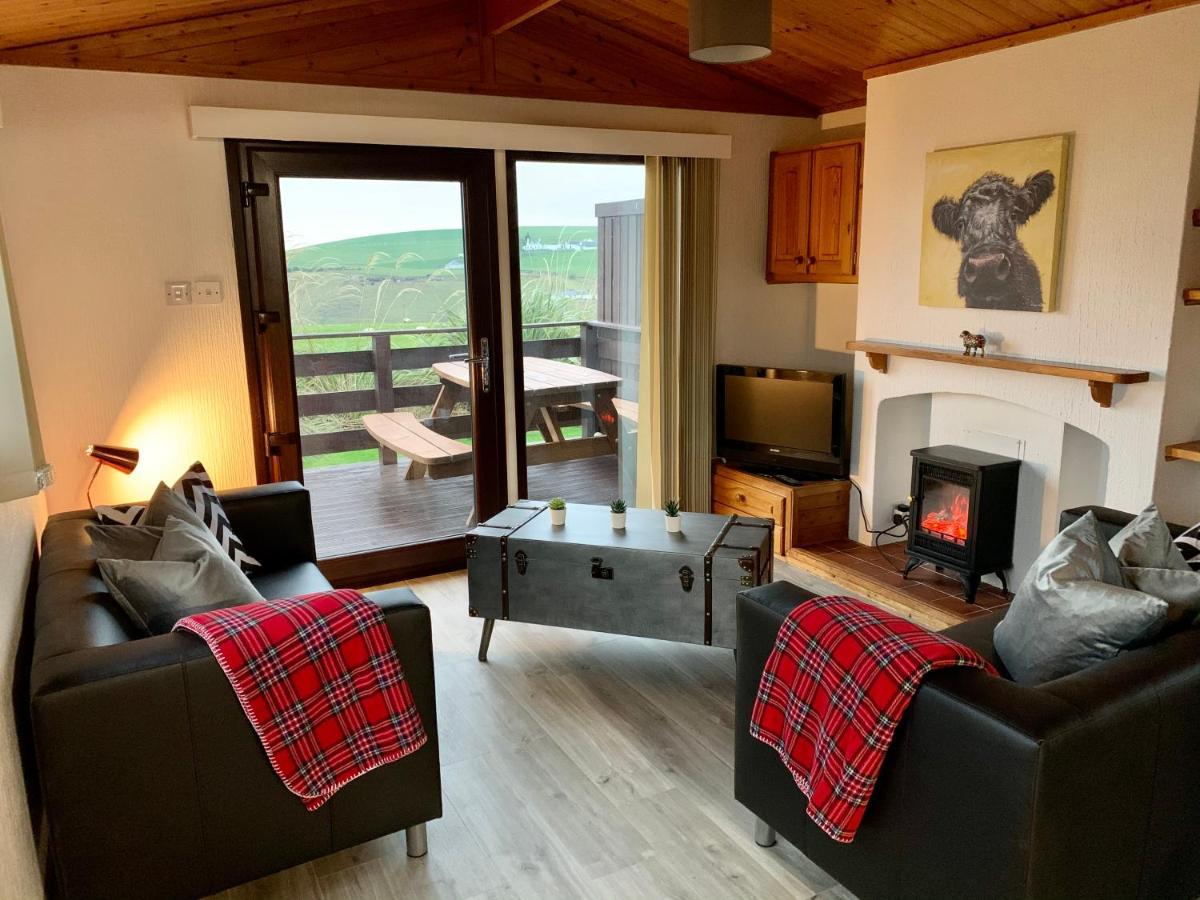 Lodge Cabin With Fabulous Views - Farm Holiday 斯特兰拉尔 外观 照片