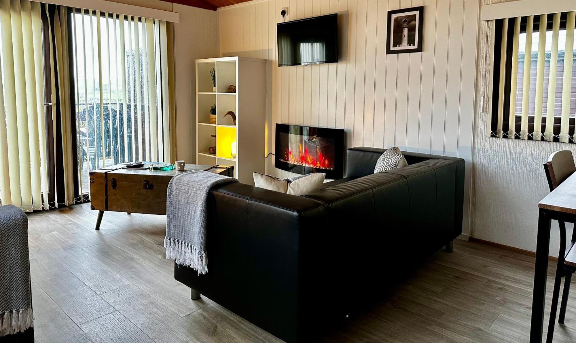 Lodge Cabin With Fabulous Views - Farm Holiday 斯特兰拉尔 外观 照片